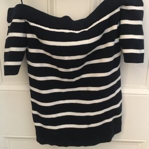 Bobbles & Lace Short Sleeve Top (off the shoulder)